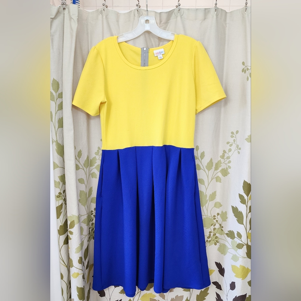 Large lularoe dress